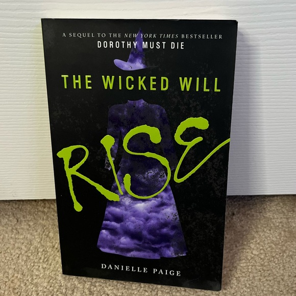 the wicked will rise by danielle paige - Picture 1 of 2